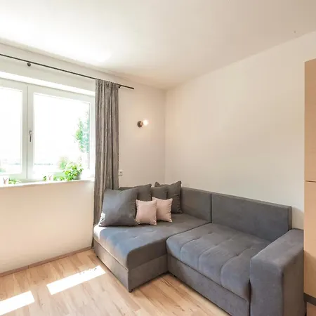 Apartment In Zillertal Near Spieljochbahn, Cleaning Included *